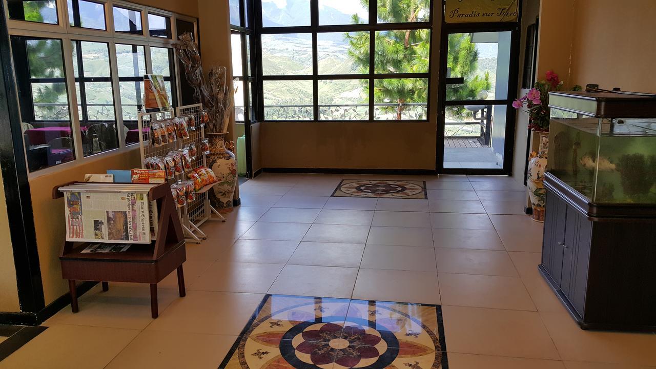 水晶山r酒店 Kampong Kundassan 外观 照片