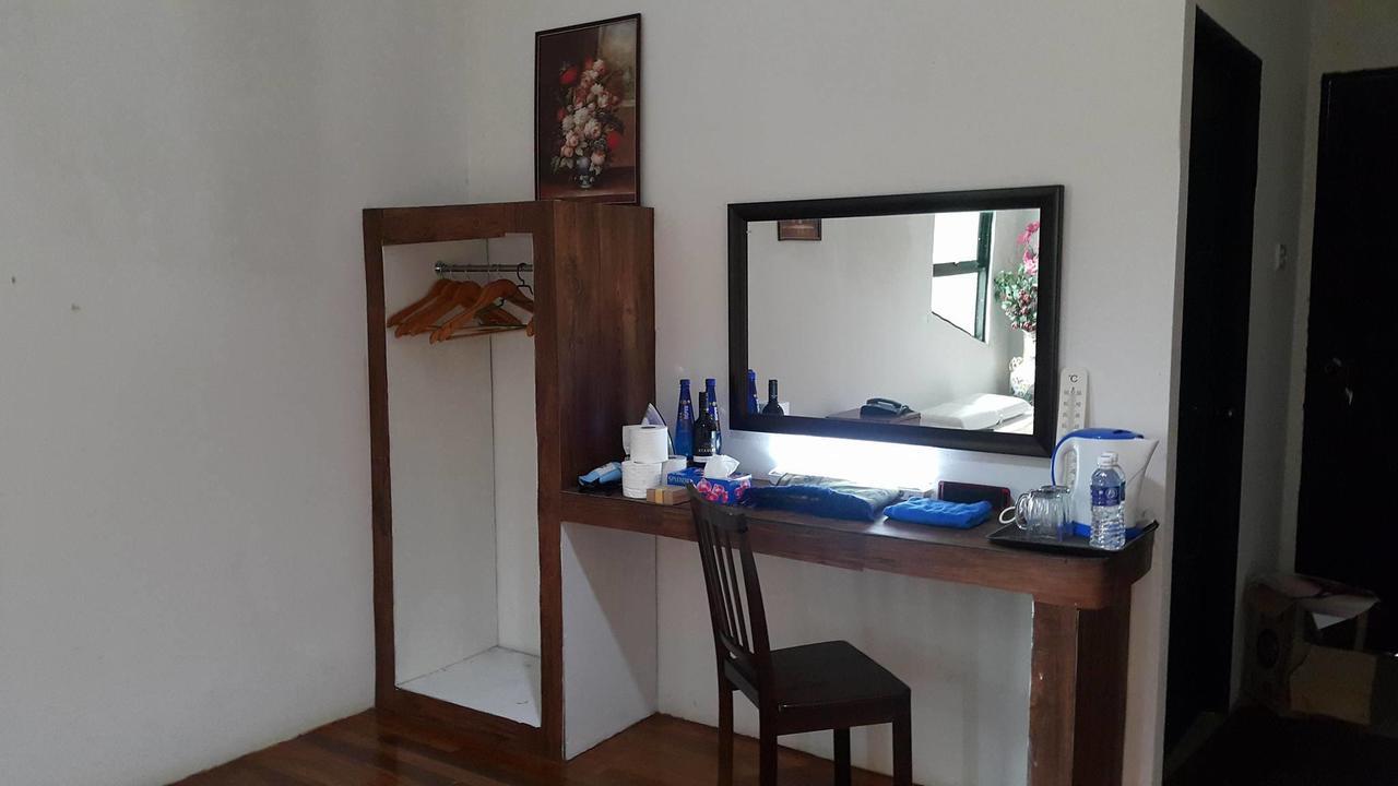 水晶山r酒店 Kampong Kundassan 外观 照片