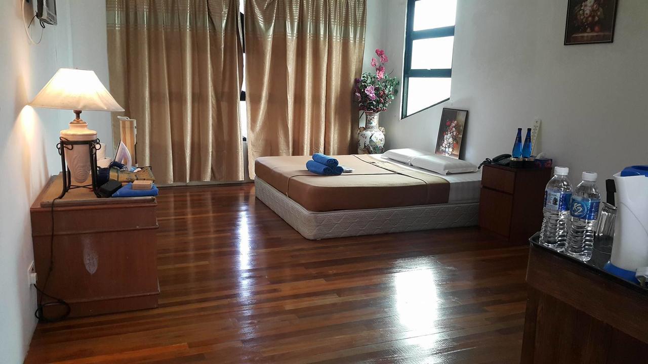 水晶山r酒店 Kampong Kundassan 外观 照片