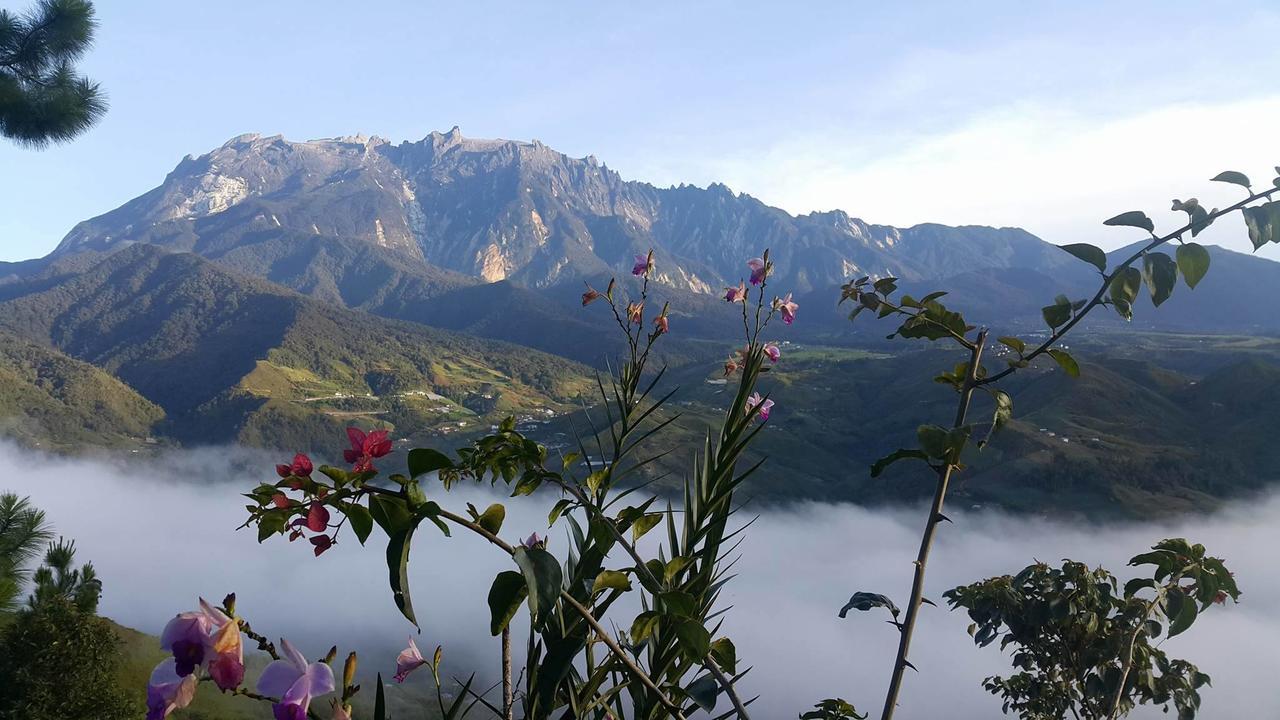 水晶山r酒店 Kampong Kundassan 外观 照片